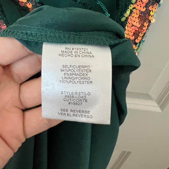 City Studio One Shoulder Sequin Gown Size 9/10 Green Formal Dress Slit - Picture 8 of 10